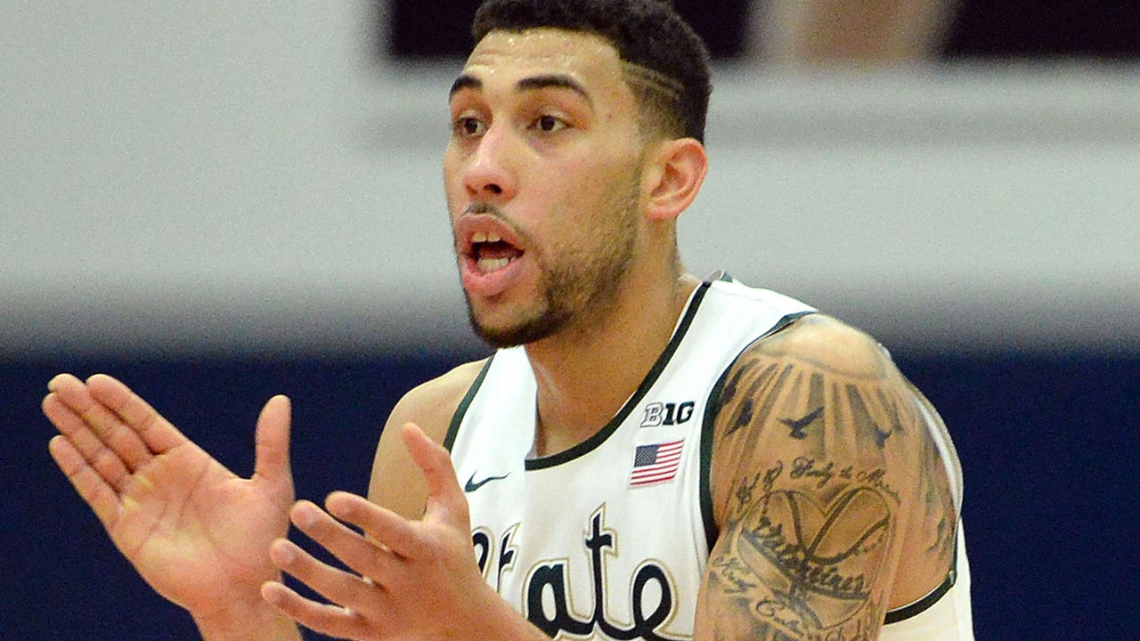 Spartans pick up slack in Valentine's absence